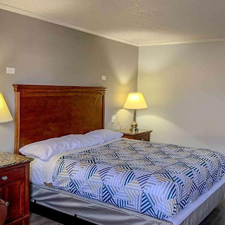 Motel 6 Newport News, Va - Fort Eustis Εξωτερικό φωτογραφία