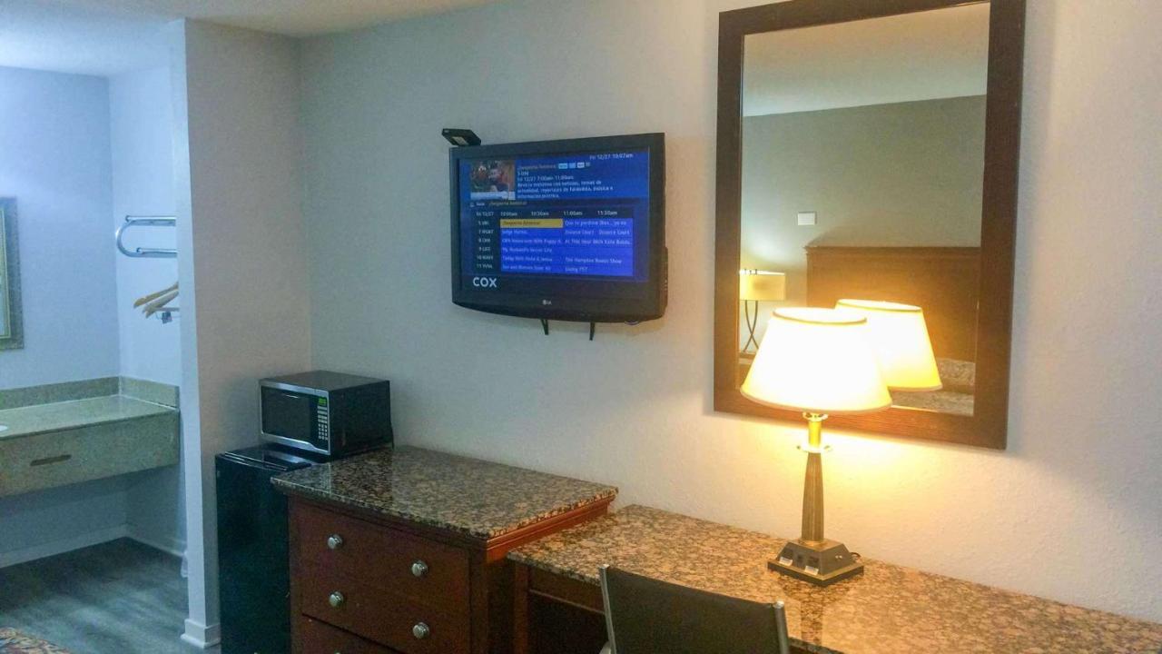 Motel 6 Newport News, Va - Fort Eustis Εξωτερικό φωτογραφία